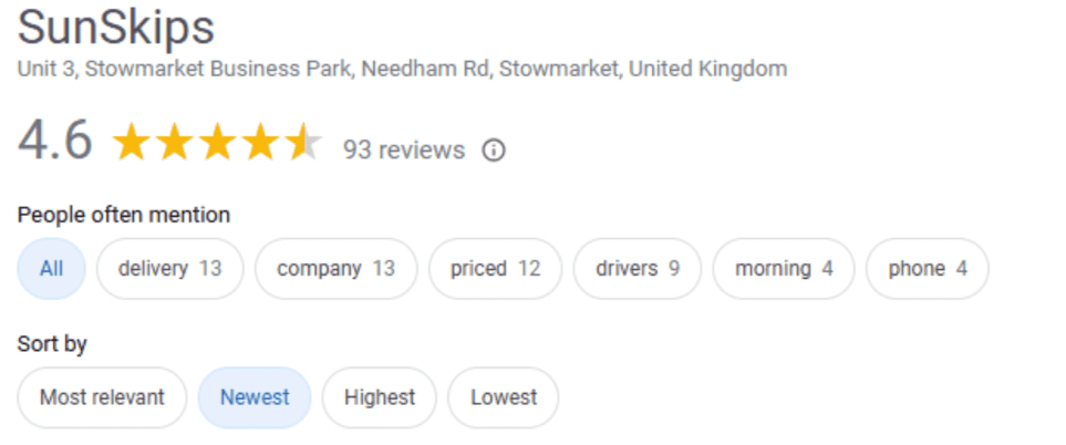 An example showing customer reviews and star ratings for a local business, highlighting their importance for local SEO optimization and improving search visibility.